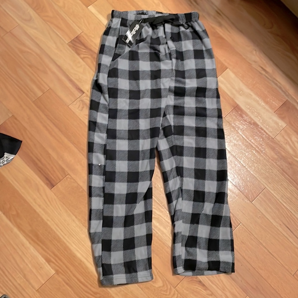 Men’s fleece pajama bottoms